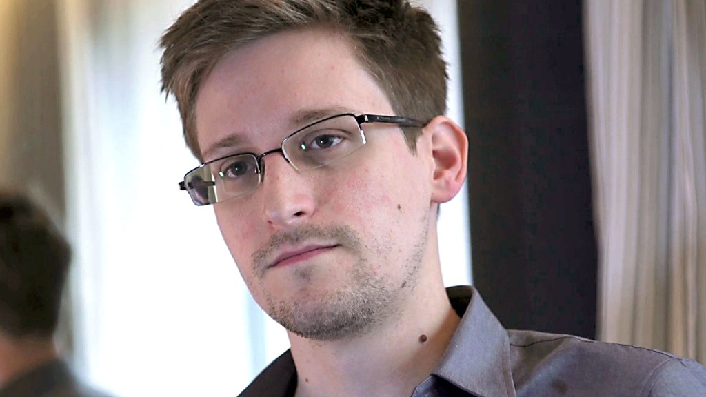 Edward-Snowden