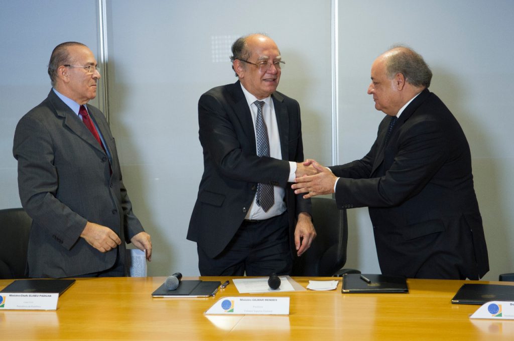 ITI e TSE assinam acordo de cooperação biométrica para verificação dos titulares dos certificados digitais