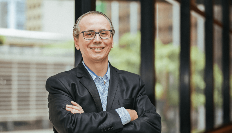 Márcio Nunes participa da série de Lives do Brasil, país digital. Ouça