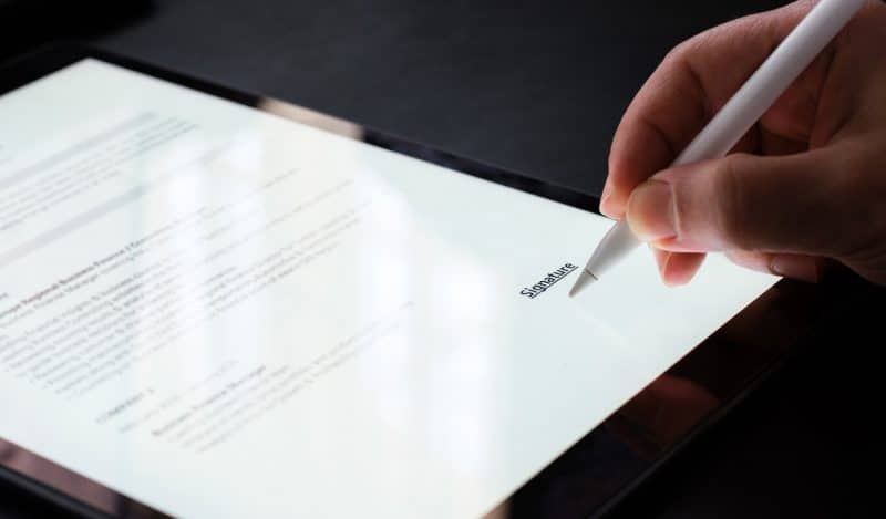 Paperless: entenda o conceito e como aplicá-lo na sua empresa paperless