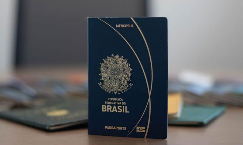 O novo passaporte brasileiro foi eleito como o melhor passaporte lançado em 2023 para a América Latina. Confira o que mudou neste documento