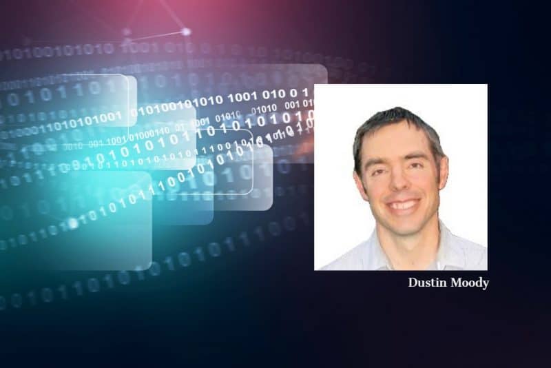 Defesa Dupla Contra o Futuro Quântico: Dustin Moody, do NIST, Revela o Algoritmo de Backup HQC Dustin Moody
