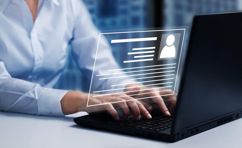 Dimensa valida nomes sociais nos cadastros das empresas