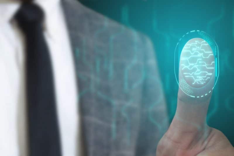 O cadastro biométrico se torna obrigatório no Brasil