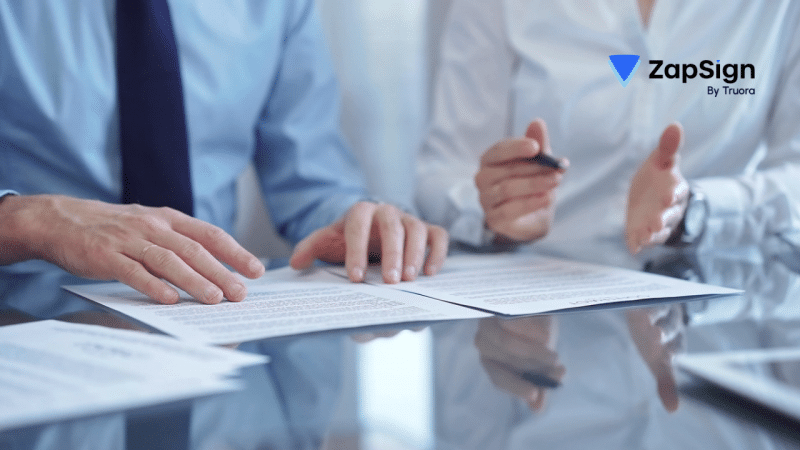 Autenticar documentos de outra pessoa é permitido?