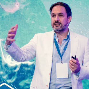 Alejandro Dutto, Diretor de Engenharia de Segurança Cibernética para América Latina e Caribe da Tenable - Tenable descobre falha crítica na nova tecnologia da OpenAI