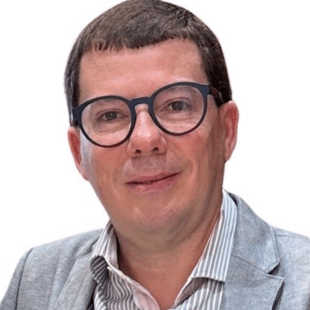 Dr. Éber Feltrim, Especialista em Gestão de Negócios para a Saúde e CEO da SIS Consultoria - Clínicas impulsionam redução de custos e melhoram atendimentos