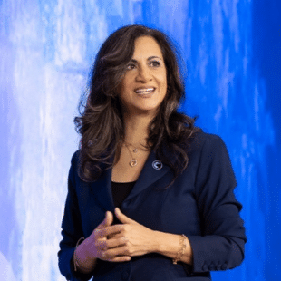 Reyna Thompson, Presidente da TD SYNNEX para a América do Norte - TD SYNNEX assina acordo de colaboração estratégica com a AWS