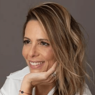 Danielle Francis, COO da Fintalk -  A IA pode reduzir tempo e custo de onboarding de seus clientes