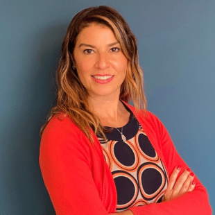 Elisa Placido, Diretora de Compliance da Azify - Especialistas dão 7 dicas para combater crimes digitais