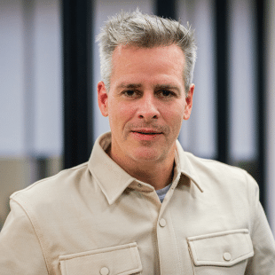 Rico Araujo, CEO da PX/Brasil e Conselheiro de Inovação - RD Summit 2025: marketing do futuro é eficiente quando integra IA, pessoas e estratégia em tempo real