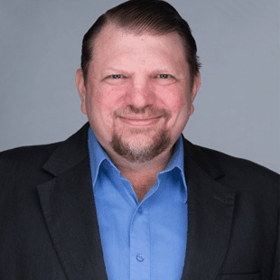 Ron Westfall, Vice-Presidente de Infraestrutura e Redes, HyperFRAME Research - Veeam Data Platform v13 redefine o padrão de ciber-resiliência