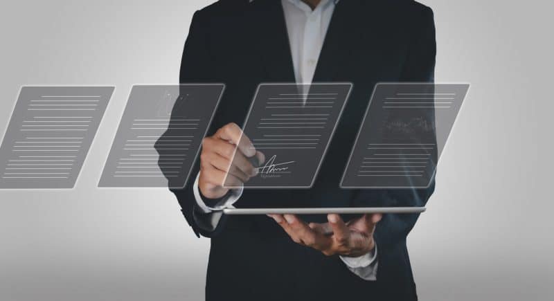 8 razões pelas quais ZapSign é a plataforma mais estável e escalável Plataforma Zapsign se destaca como uma das soluções mais sólidas para eficiência operacional de empresas que dependa de assinatura eletrônica