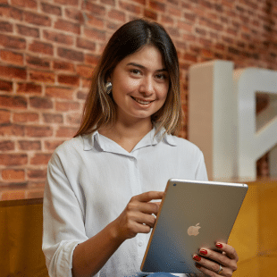 Jenifer Calvi, Head de Produto e Negócios da Irrah Tech - A onda da IA e indústria que deve se consolidar como trilionária