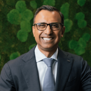 Abhijit Dubey, Presidente e CEO da NTT DATA, Inc. - NTT DATA firma acordo com a AWS para a adoção de cloud e IA
