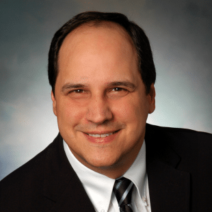 Peter Panfil, Lidera o Desenvolvimento Estratégico de Clientes para a Area de Soluções de Energia da Vertiv - A era da inteligência artificial e a energia dos data centers