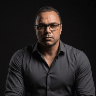 Leonardo Lemes, Sócio-Diretor da Service Security, da Service IT - Economia de dados e até onde vai a monetização de informações?