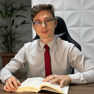 Carlos Eduardo Holz, Direito Digital - ECA Digital busca proteger menores de idade, explica advogado