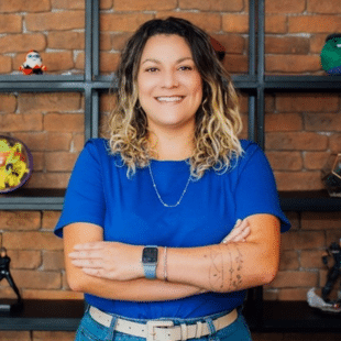 Juliana Dimário, Diretora de Pessoas e Cultura da CBYK - Cultura, crescimento e IA redefinem o papel estratégico do RH