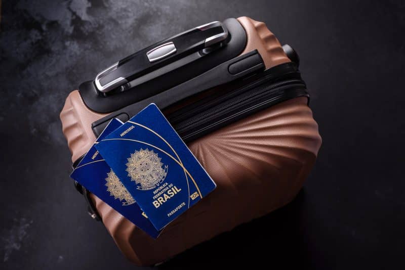 É falso que o Ministério do Turismo vai monitorar dados pessoais de turistas; confira tudo sobre a Ficha Digital de Hóspedes