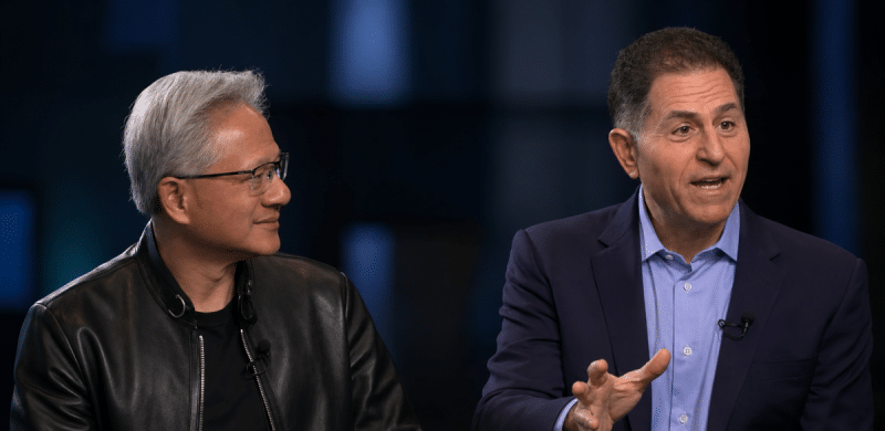 Dell e NVIDIA ampliam AI Factory para acelerar a era da IA agêntica nas empresas Michael Dell, CEO da Dell, e Jensen Huang, fundador e CEO da NVIDIA