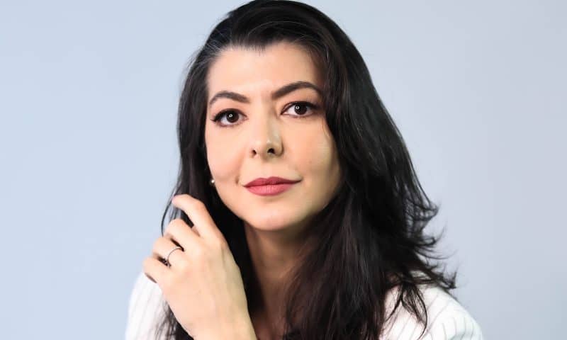  Dra. Kamylla Thiago de Almeida, médica neurofisiologista clínica especializada em epilepsia e cofundadora da ICTAL - Tecnologias digitais ampliam acompanhamento clínico e transformam cuidado de pessoas com epilepsia