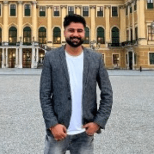 Nitish Tyagi, Diretor Analista Sênior do Gartner - Gartner prevê aumento nos custos de codificação com IA 