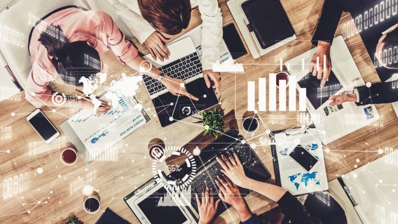 Inclusão digital passa a ser métrica de eficiência operacional e expansão de mercado para empresas no Brasil Inclusão digital passa a ser métrica de eficiência operacional e expansão de mercado para empresas no Brasil