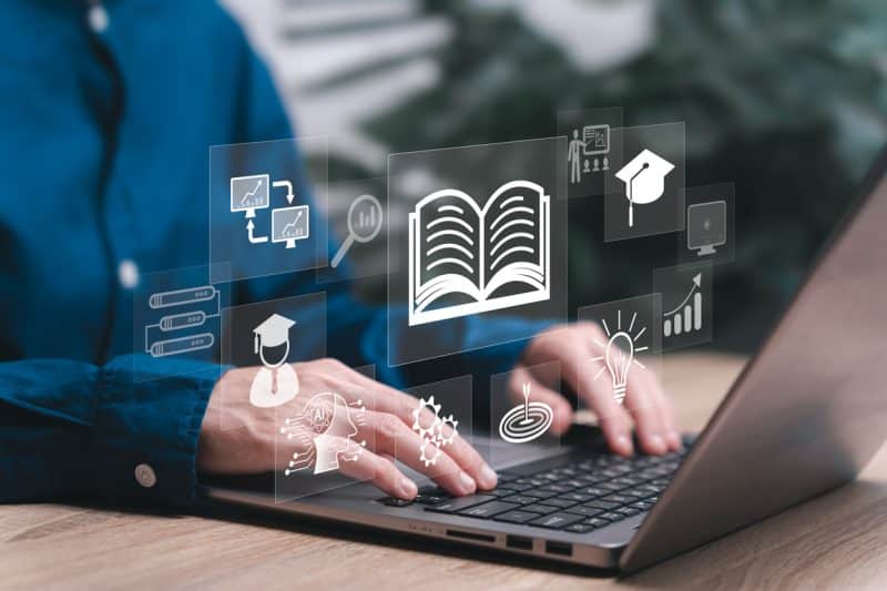 IA ganha espaço na educação corporativa para enfrentar queda no engajamento dos trabalhadores IA ganha espaço na educação corporativa