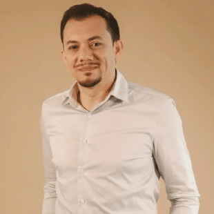 Alcione Giovanella, Partner & Executive Director da CBYK - IA acelera ataques e fraudes e desafia empresas