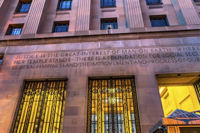 Caso de Peter Williams: Funcionário autorizado, acesso legítimo e um roubo de US$ 35 milhões aso de Peter Williams,