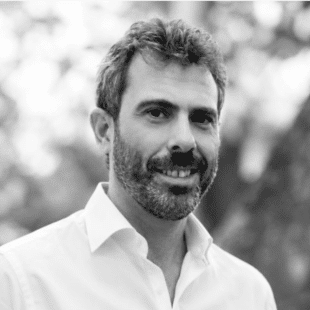 Luis Correia, Especialista em Certificados Digitais, Assinaturas Digitais, Smartcards e Soluções PKI, e responsável pelo desenvolvimento de negócios da AET Europe no Brasil - 