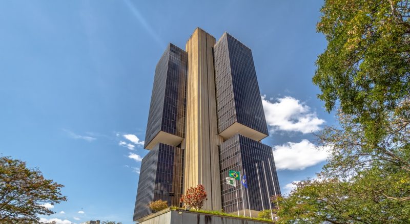 Banco Central registra 99 incidentes cibernéticos e reforça atenção a chaves digitais e terceiros Europa prepara regras para autenticar pagamentos com carteira de identidade digital EUDI
